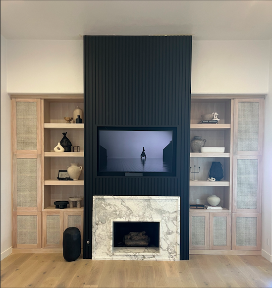 Built_in Photo